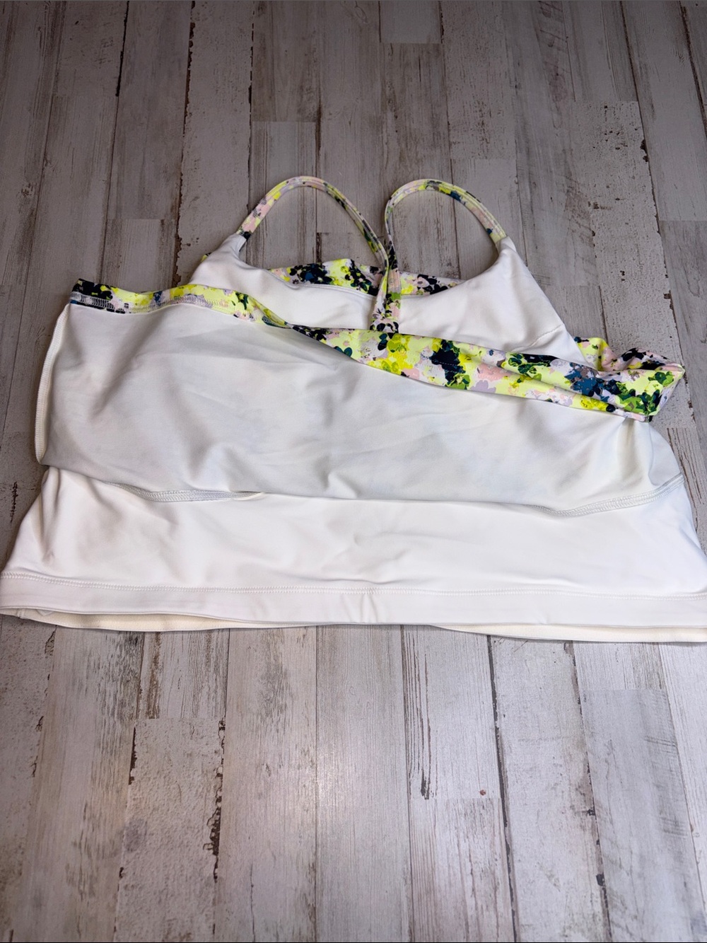 Old Navy Active Powersoft Neon Floral  Built-in-Bra Yellow & Green Plus Sz XXL - Picture 9 of 13